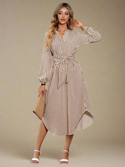 Liv kjole | Stribet elegance og afslappet pasform