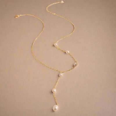 PERLEDRØM HALSKÆDE | Elegant & Tidløs Finesse