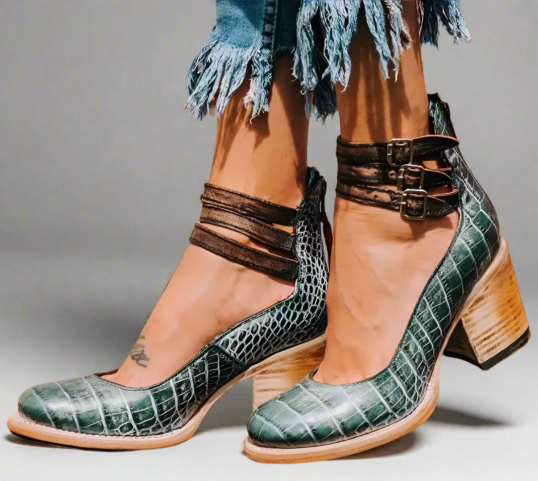 Azadeh | Stilfulde Ankelstøvler med Spænde