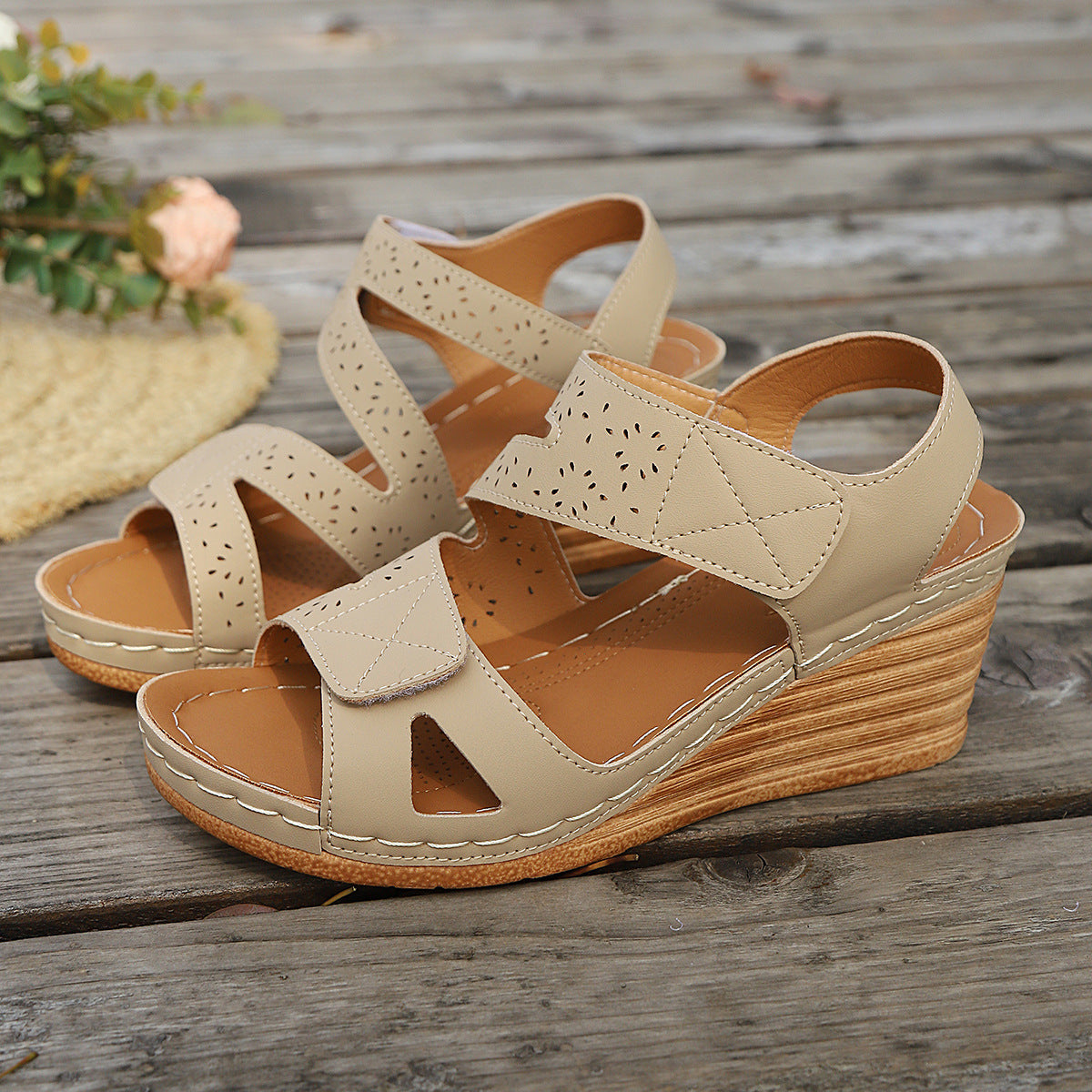 Freja™ – Moderne kilehælsandaler med komfortabel fodseng